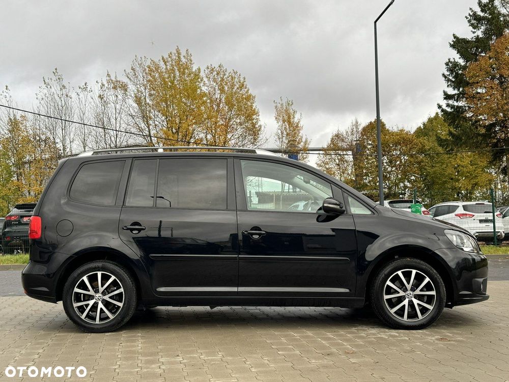 Volkswagen Touran 1.6 TDI DPF BlueMotion Technology Highline - 13