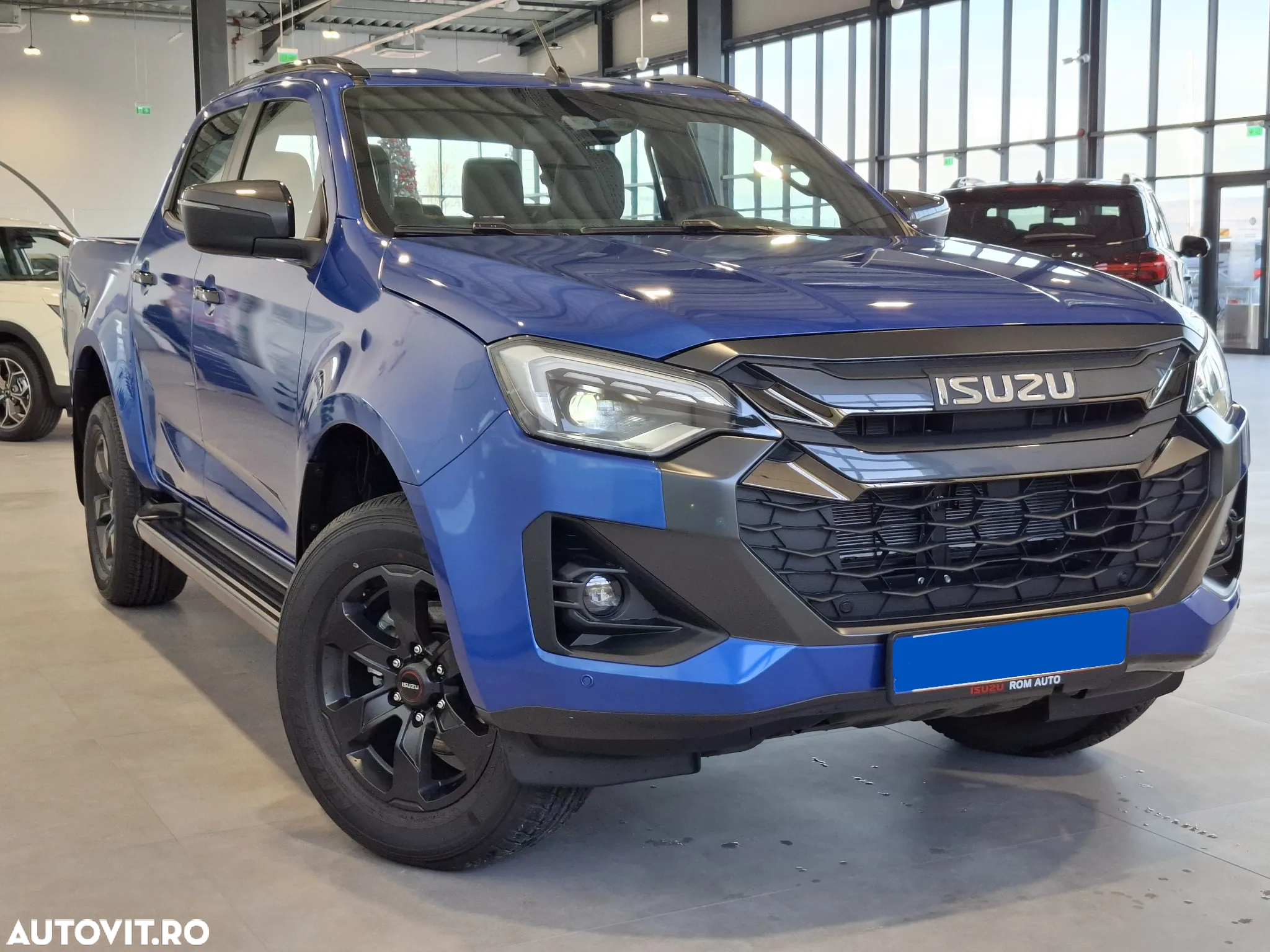 Isuzu D-Max 1.9 DSL 4x4 Double Cab 6AT Executive - 6