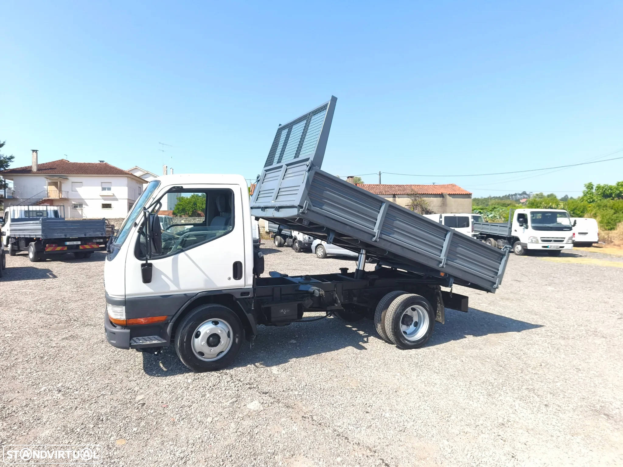 Mitsubishi Canter - 3