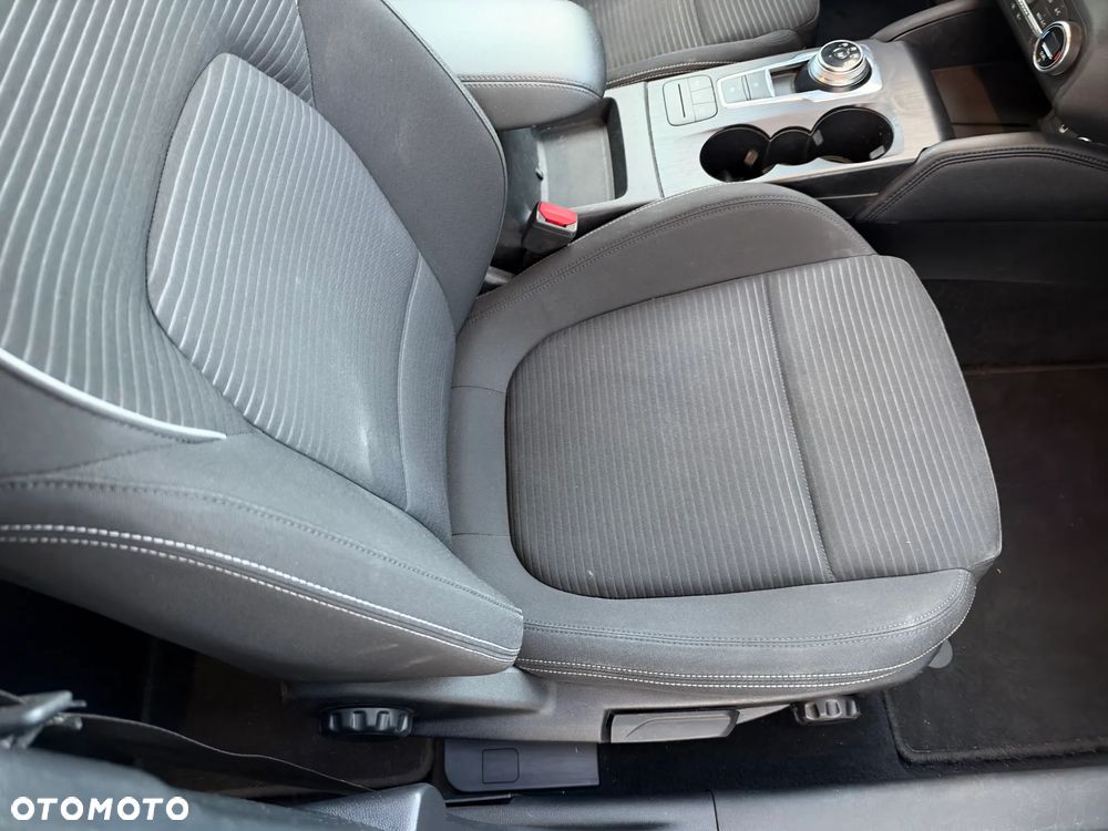 Ford Focus 1.5 EcoBoost Titanium - 6