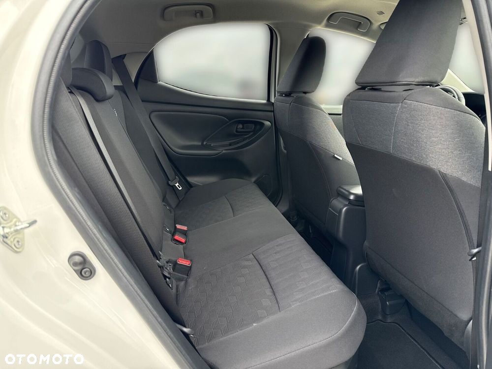 Toyota Yaris Hybrid 1.5 Style - 10