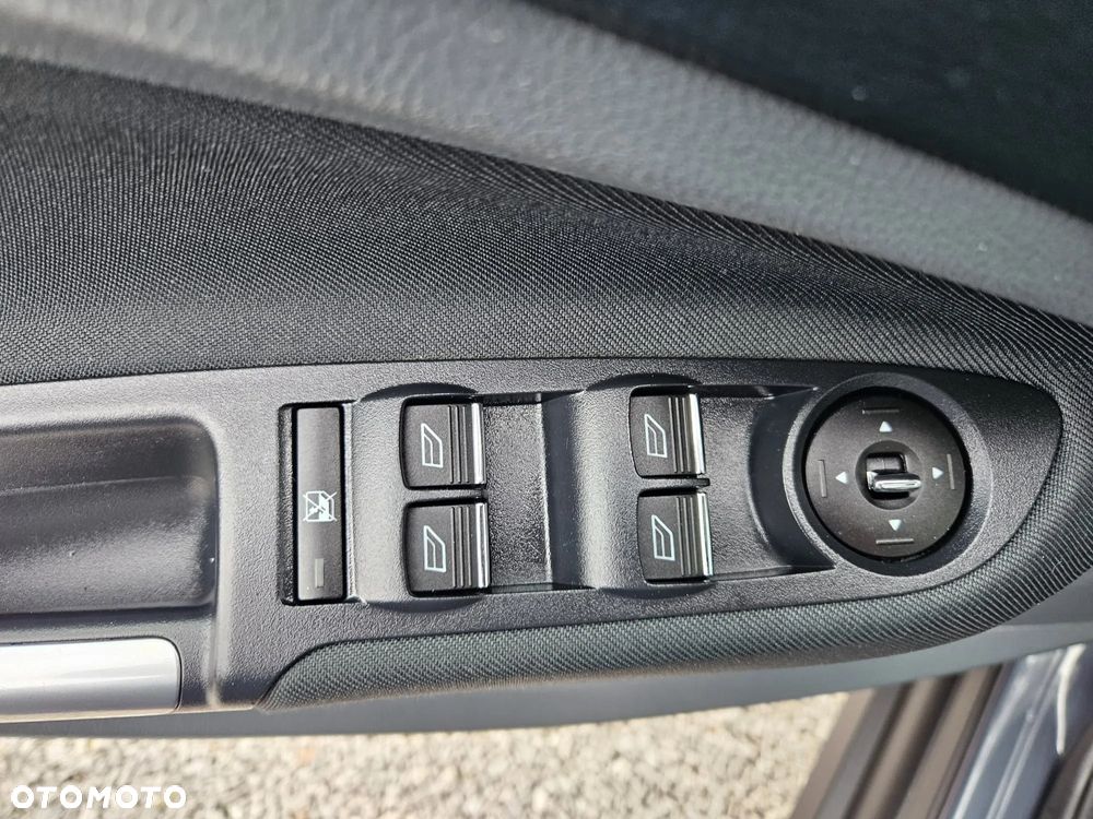 Ford C-MAX 1.6 Ti-VCT Trend - 30