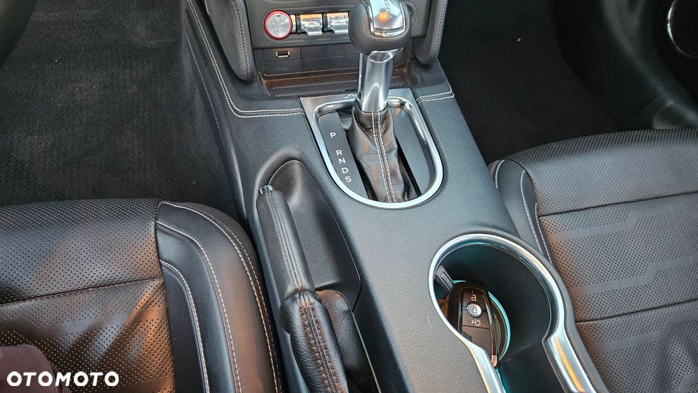 Ford Mustang - 18