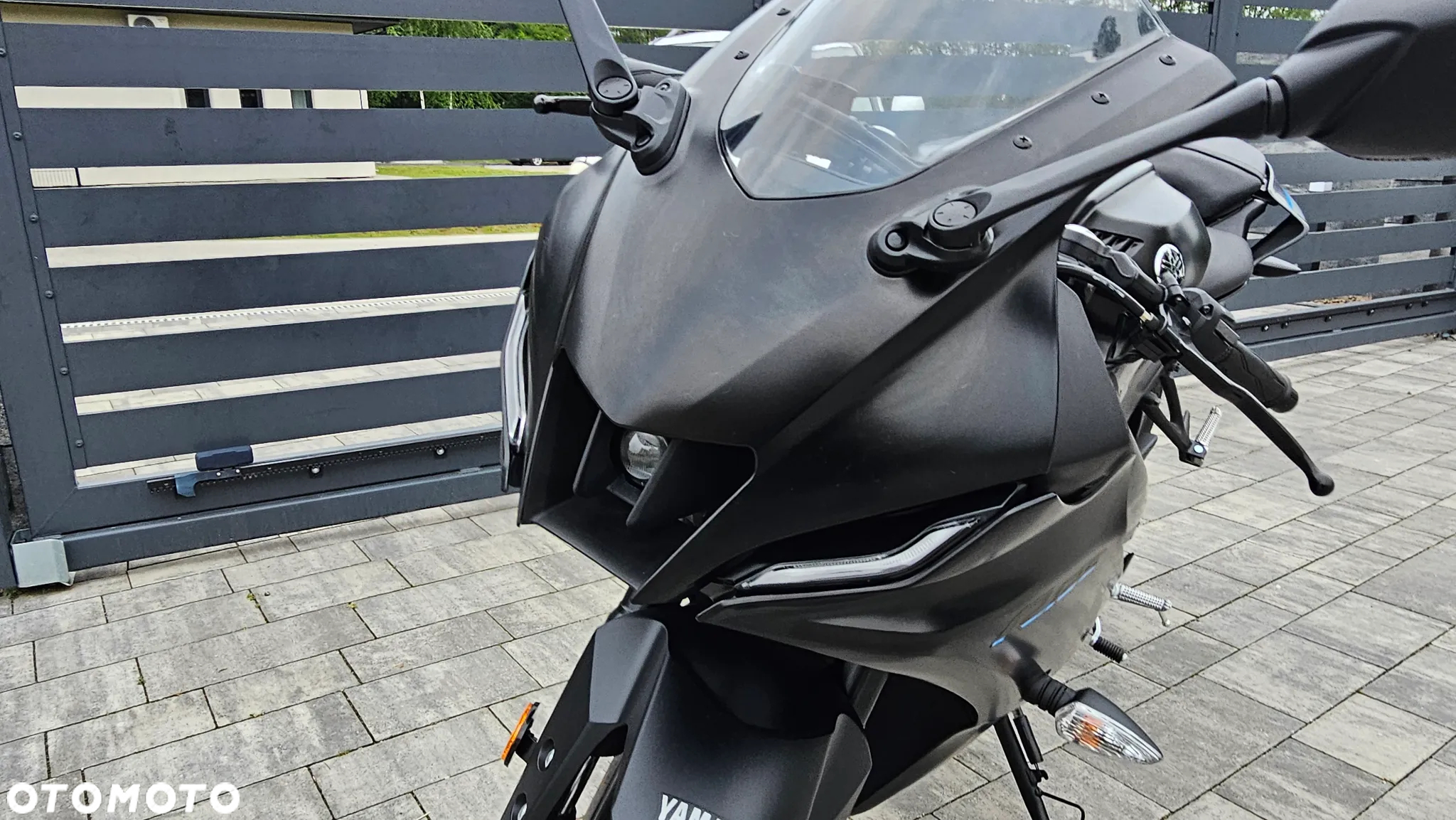 Yamaha YZF - 3