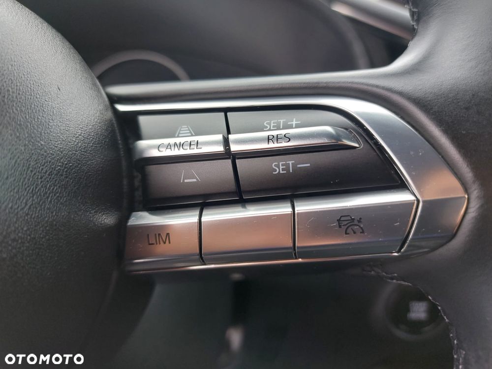 Mazda 3 e-SKYACTIV-G 150 M HYBRID HOMURA - 30