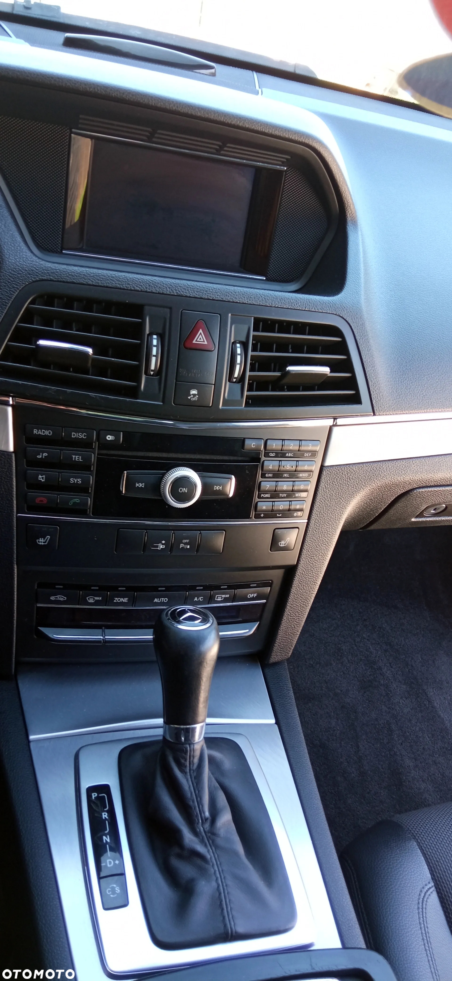 Mercedes-Benz Klasa E 250 CGI BlueEffICIENCY - 21