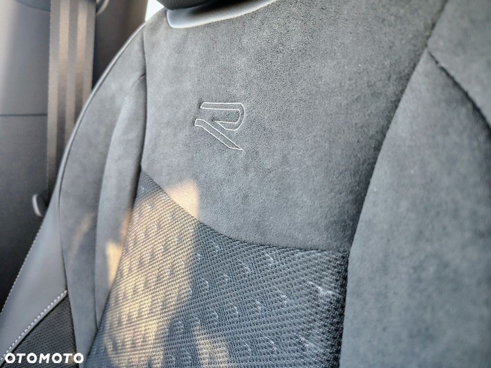 Volkswagen T-Roc - 29