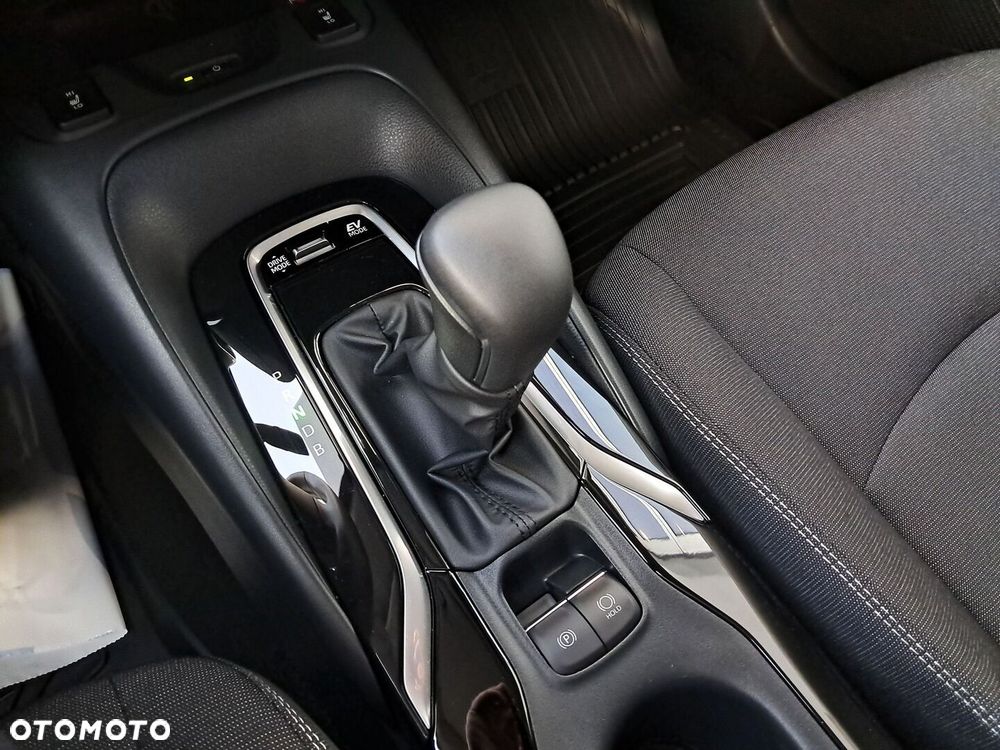Toyota Corolla 1.8 Hybrid Style - 25
