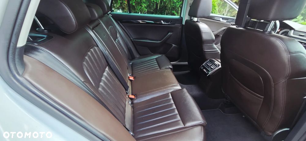 Skoda Superb Combi 2.0 TDI DSG L&K - 34
