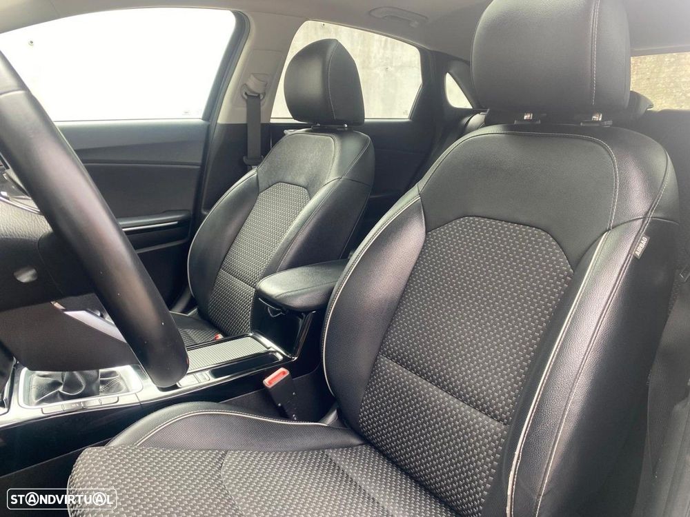 Kia Ceed 1.0 T-GDI GT Line - 10