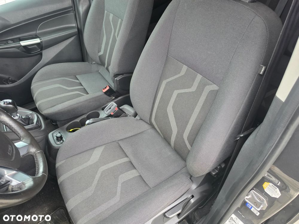 Ford Tourneo Connect - 16