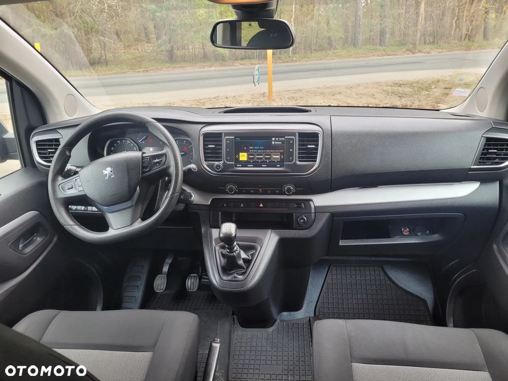 Peugeot Traveller 2.0 BlueHDi Long Business - 18