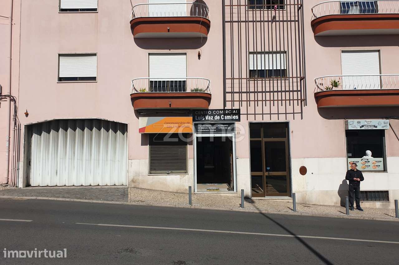 Loja no Centro da Brandoa - Amadora - Grande imagem: 2/3