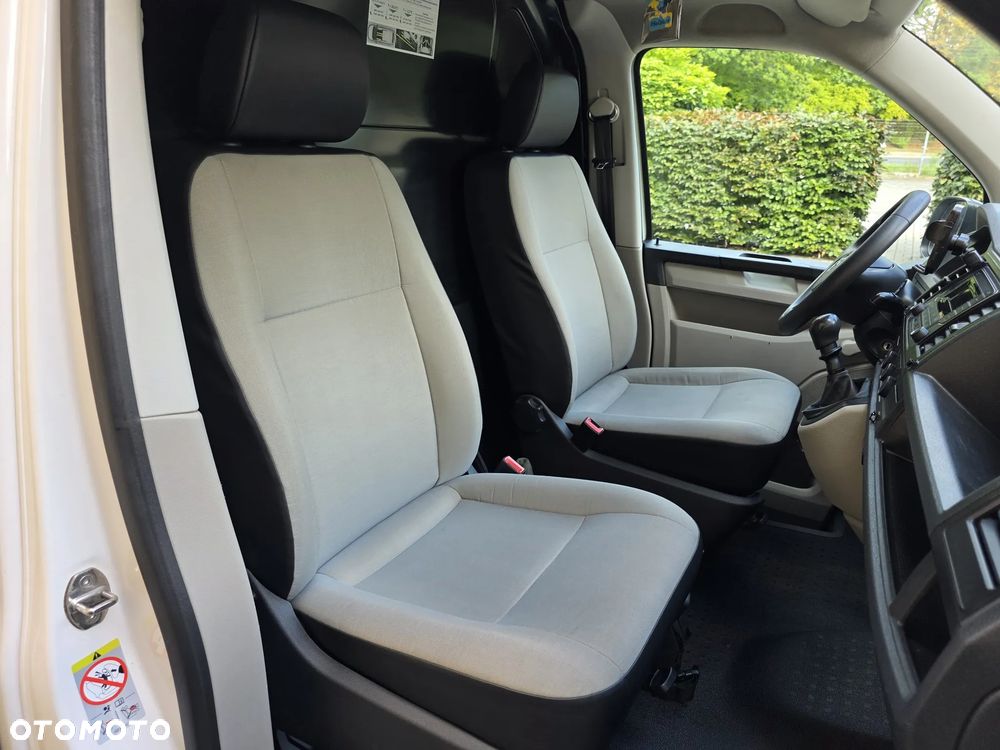 Volkswagen Transporter T6 - 16