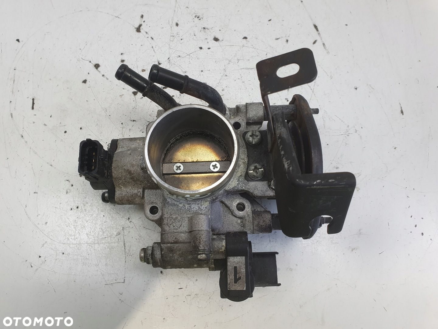 Hyundai i30 1.6 16V PRZEPUSTNICA 35170-26910 - 3