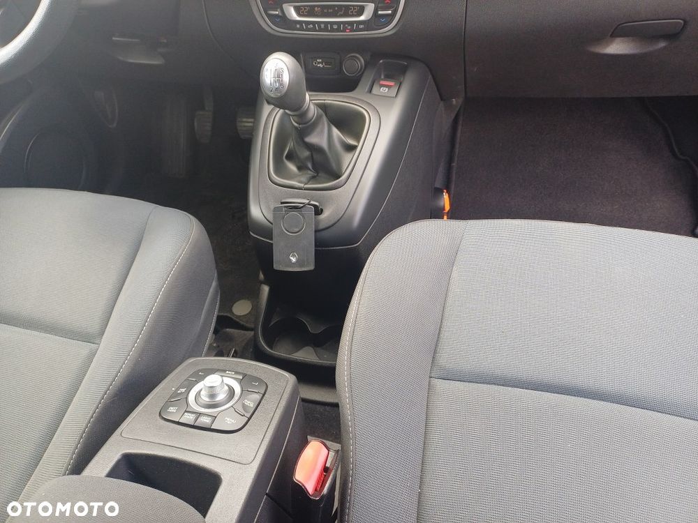 Renault Scenic 1.6 16V 110 TomTom Edition - 9