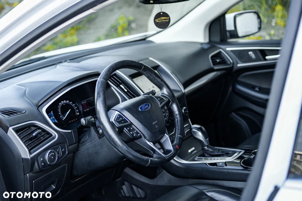 Ford Edge - 12