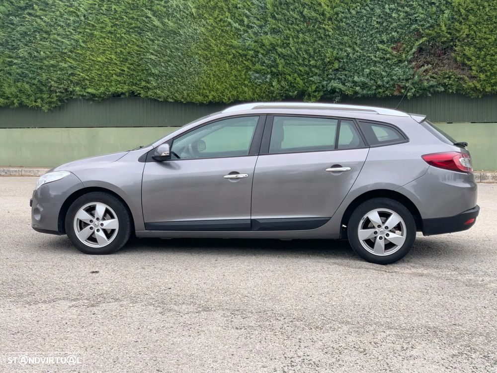Renault Mégane Sport Tourer 1.5 dCi Dynamique S — photo 4