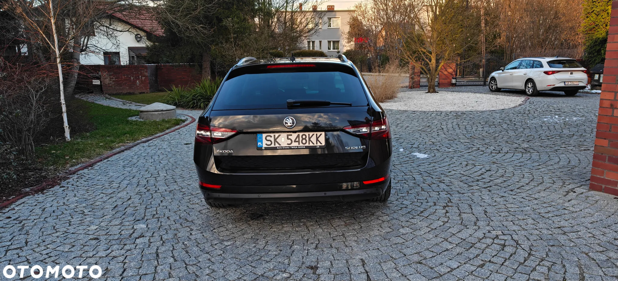 Skoda Superb 2.0 TDI 4x4 L&K DSG - 11