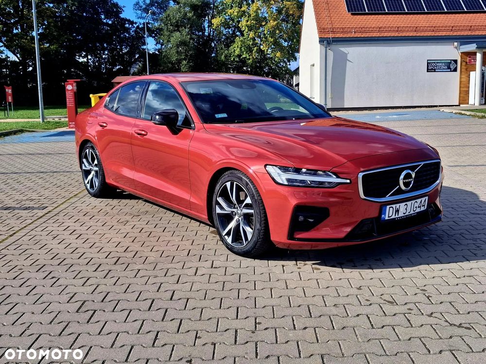 Volvo S60 T4 R-Design First Edition - 1