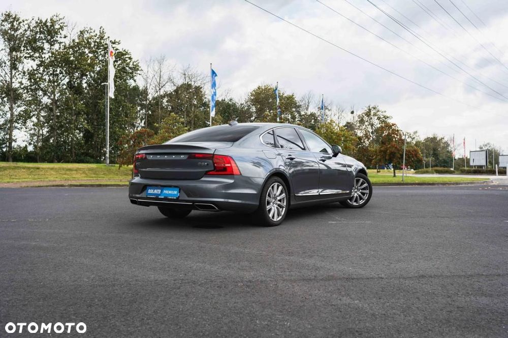Volvo S90 - 5