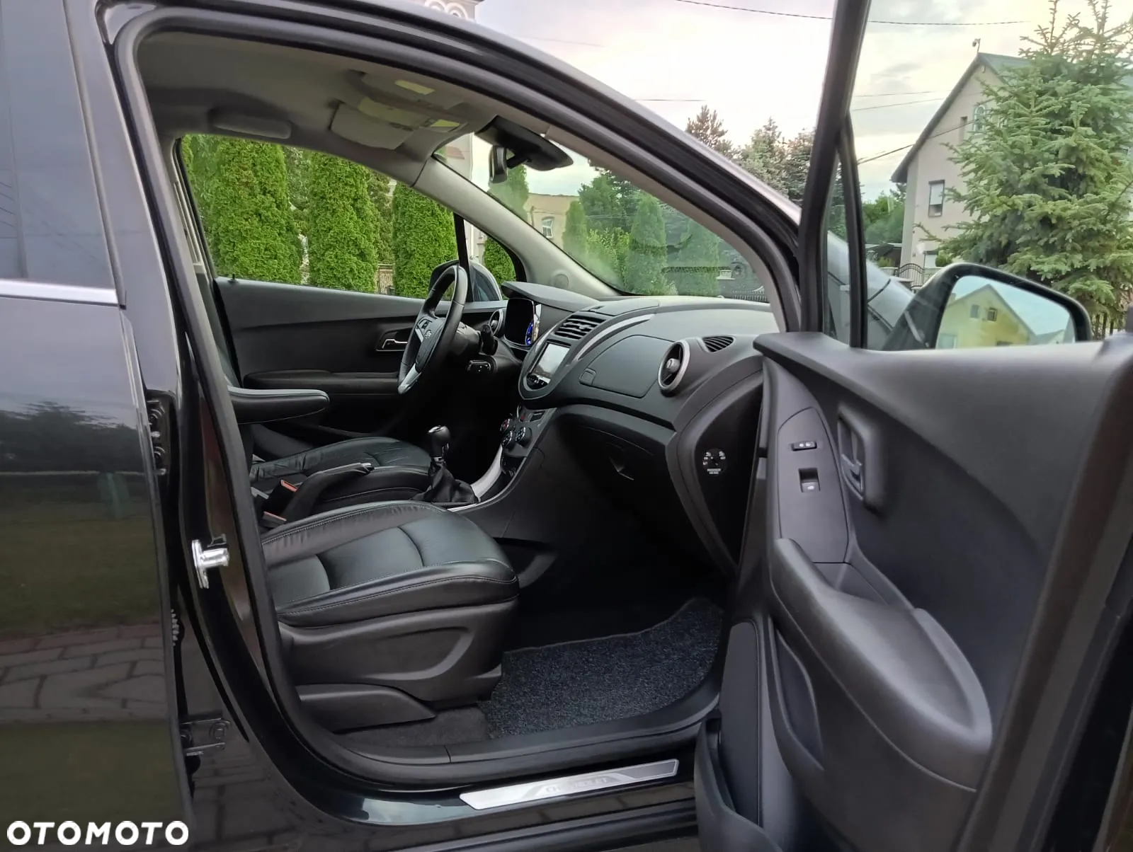 Chevrolet Trax 1.7TD LT+ - 28