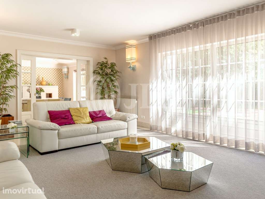 Moradia T4+1 em condomínio na Quinta Patino, Estoril - Grande imagem: 2/30