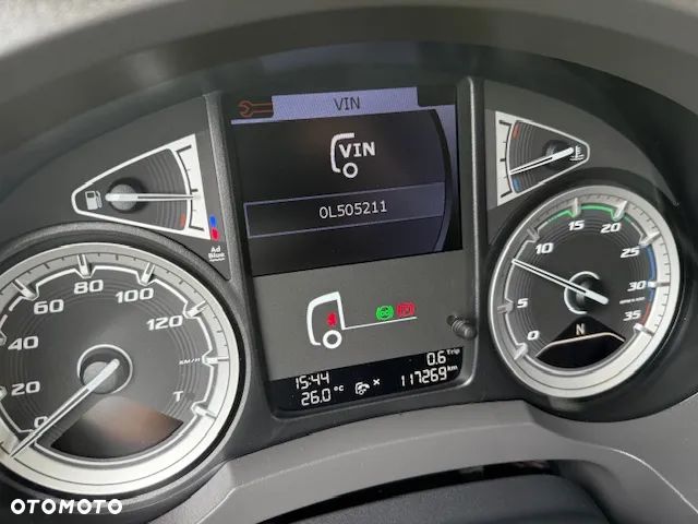 DAF LF 260 kontener 6m / ładowność 9600kg / JAK NOWY - 17