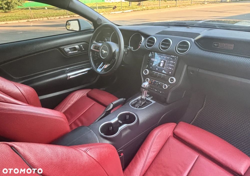 Ford Mustang - 13