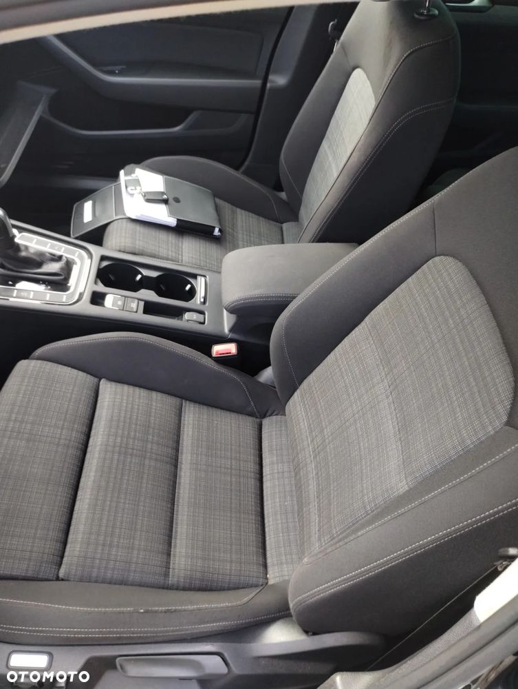 Volkswagen Passat Variant 2.0 TDI BMT Comfortline DSG - 17