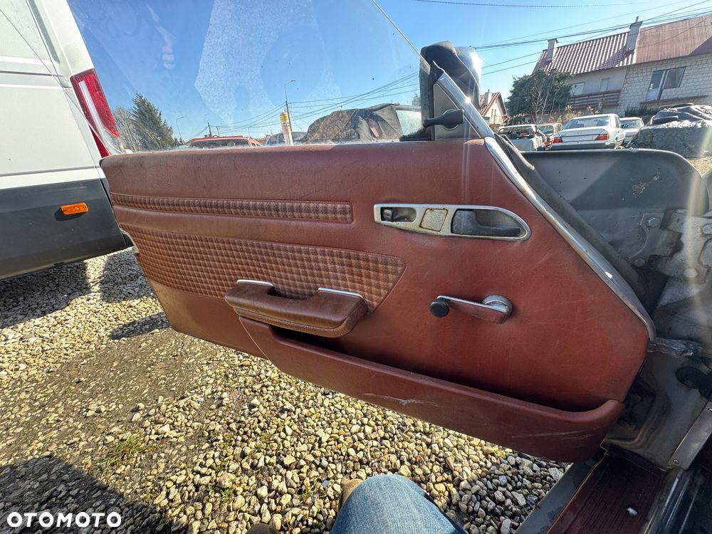 Mercedes-Benz SLC - 17