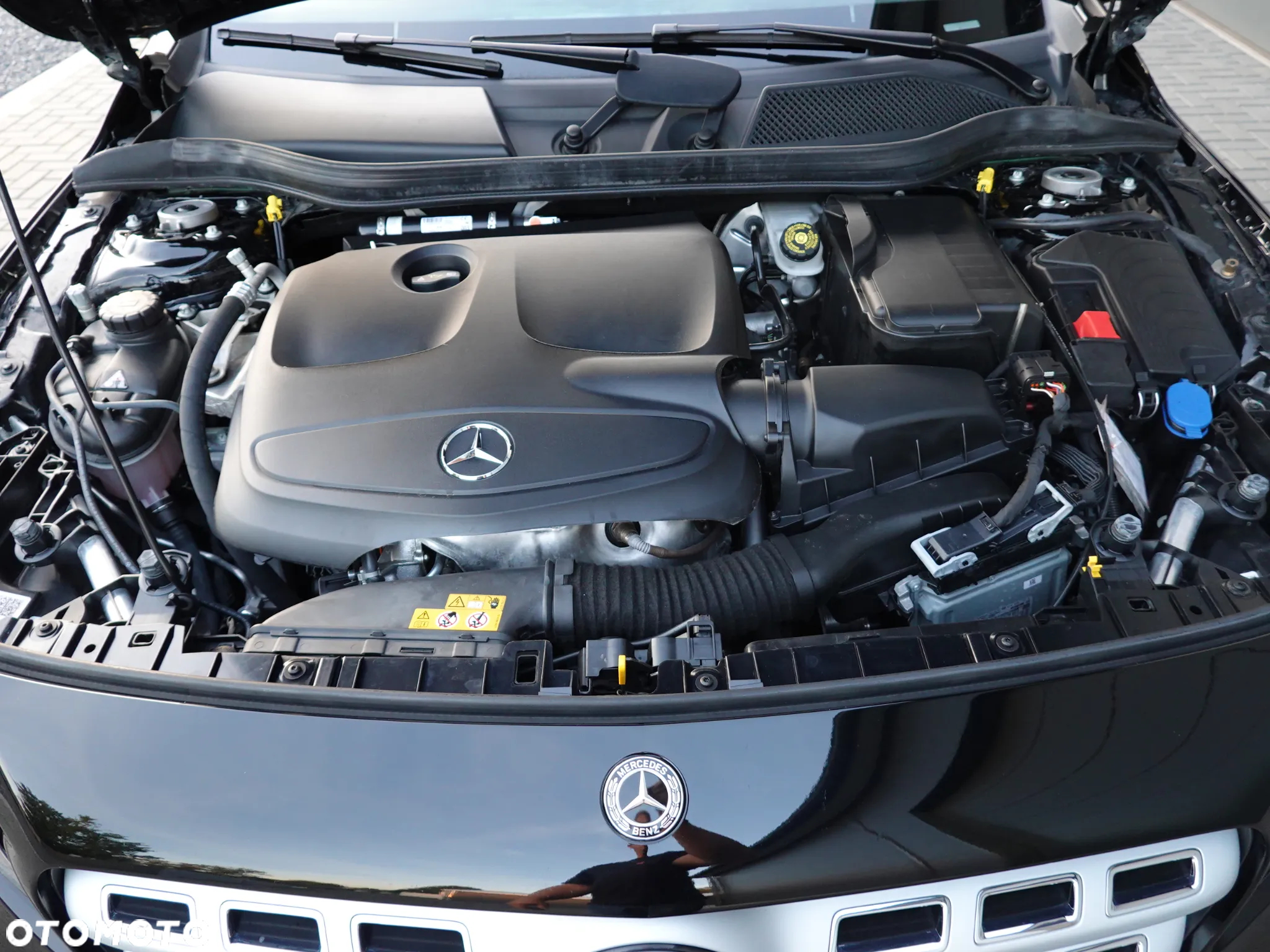 Mercedes-Benz GLA 200 7G-DCT AMG Line - 37