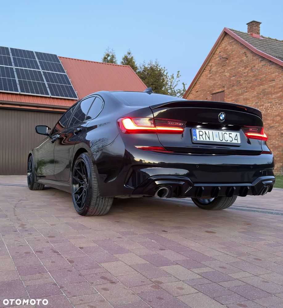 BMW Seria 3 330i xDrive - 4