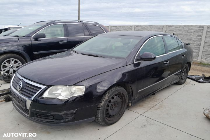 Carcasa filtru motorina 3C0127400D 3C0127399H Volkswagen VW Passat B6 - 4