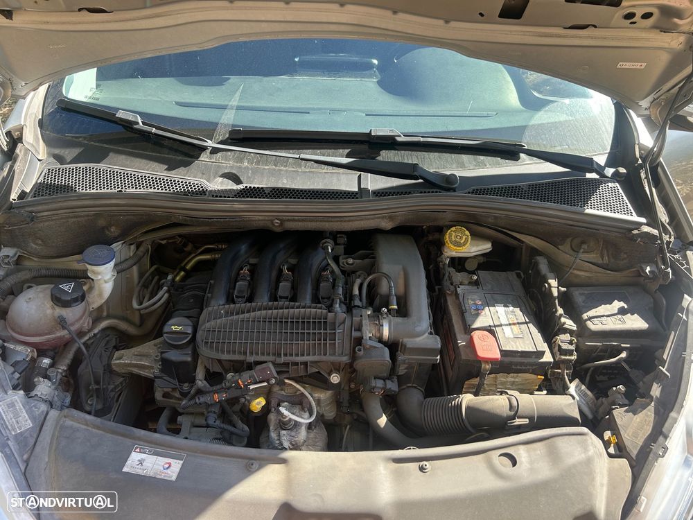 Peugeot 208 1.2 PureTech Allure - 16