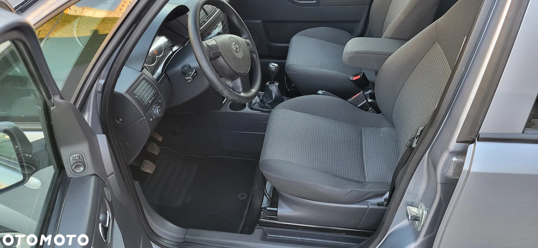 Opel Meriva 1.6 16V - 11