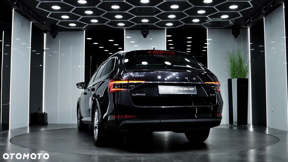 Skoda Superb 2.0 TDI SCR 4x4 Style DSG - 6