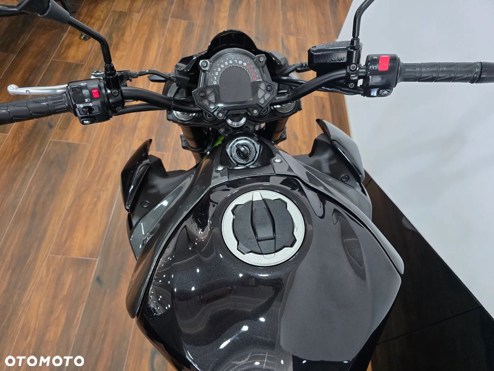 Kawasaki Z - 8