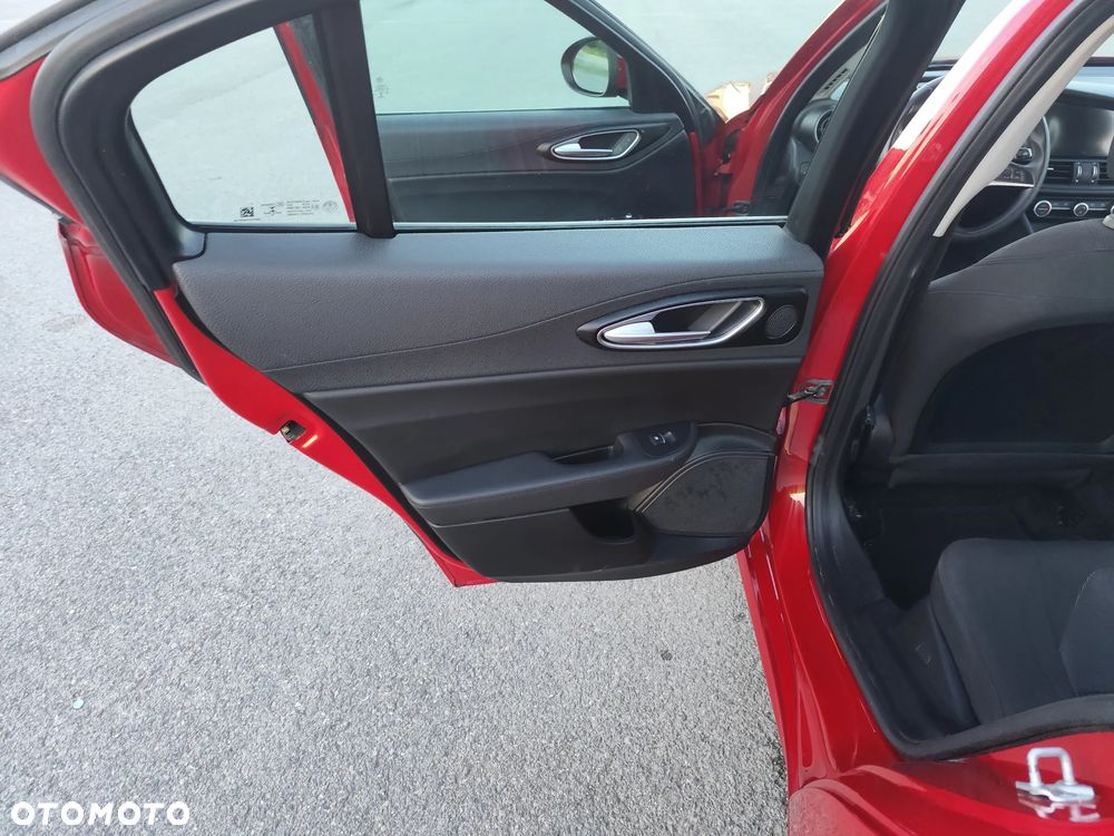 Alfa Romeo Giulia 2.0 Turbo Super - 9