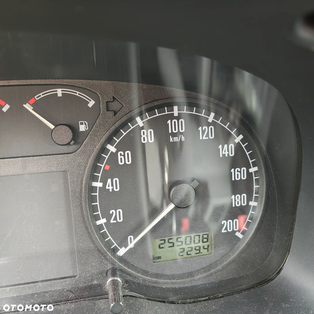 Skoda Octavia 1.6 Classic - 9