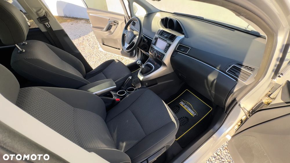 Toyota Verso 1.8 5-Sitzer Executive - 29