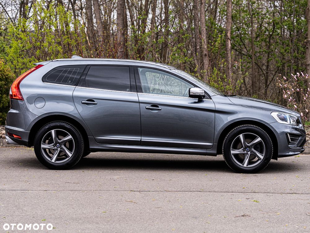 Volvo XC 60 D3 Drive-E R-Design Momentum - 5