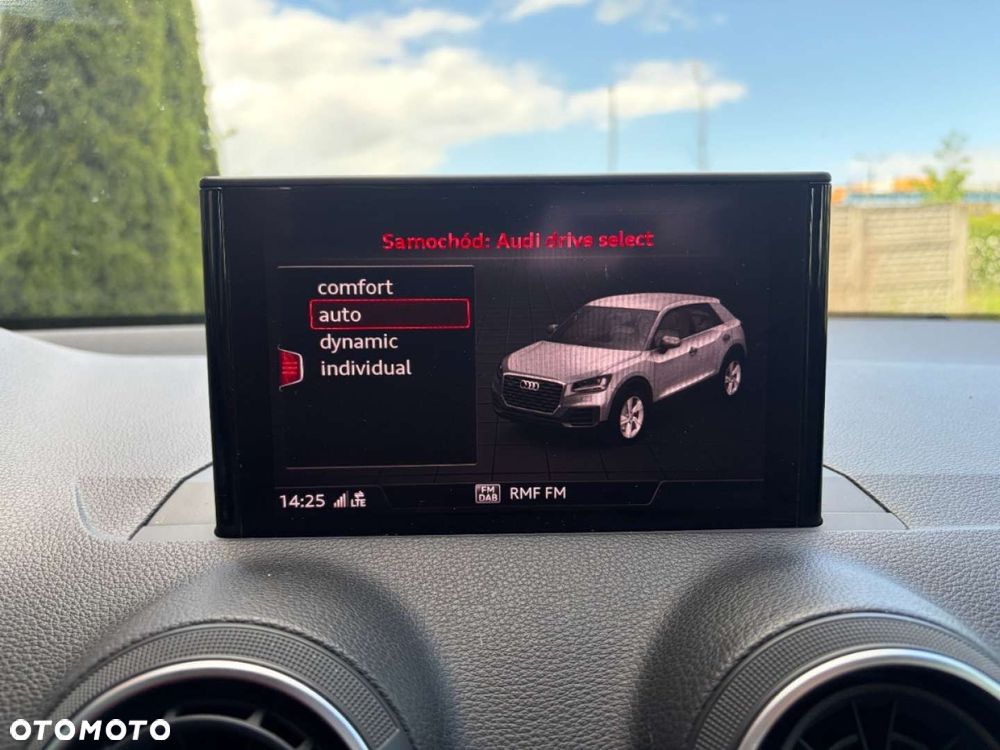 Audi Q2 30 TDI S tronic - 19