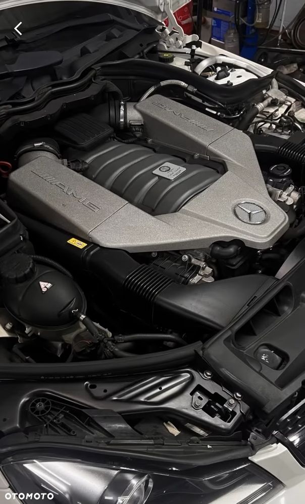 Mercedes-Benz Klasa C 63 AMG AMG SPEEDSHIFT MCT AMG Performance Package - 6