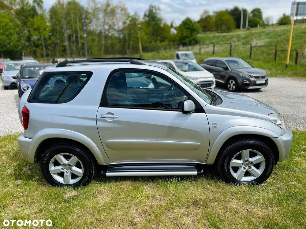 Toyota RAV4 - 9