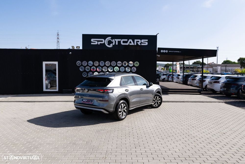 VW T-Roc 1.5 eTSI Trend DSG - 7
