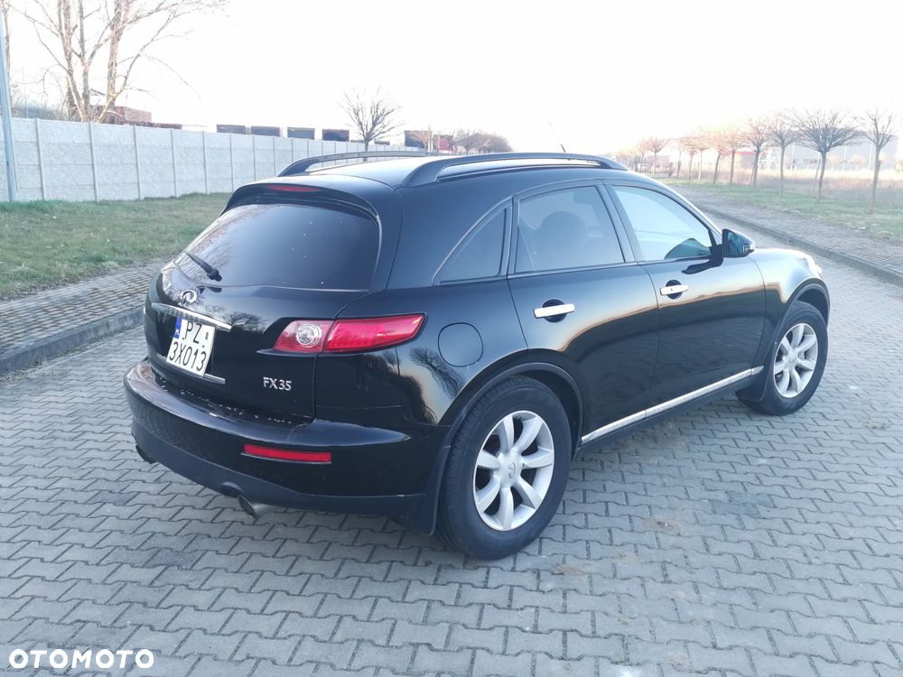 Infiniti FX - 9