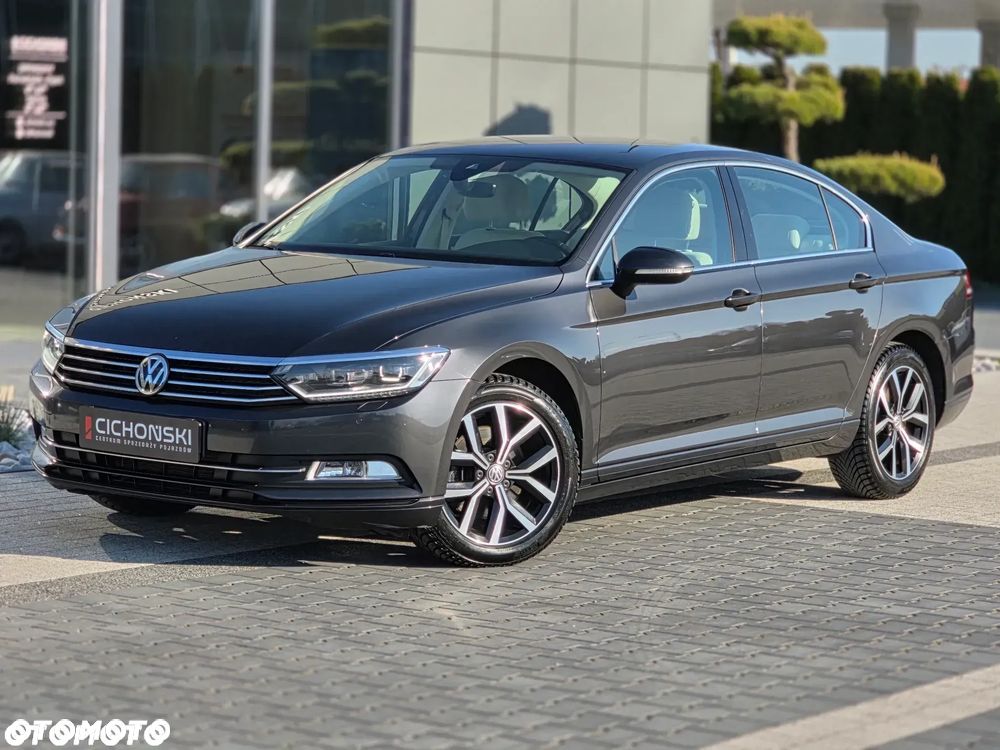 Volkswagen Passat 1.5 TSI EVO Highline DSG - 1