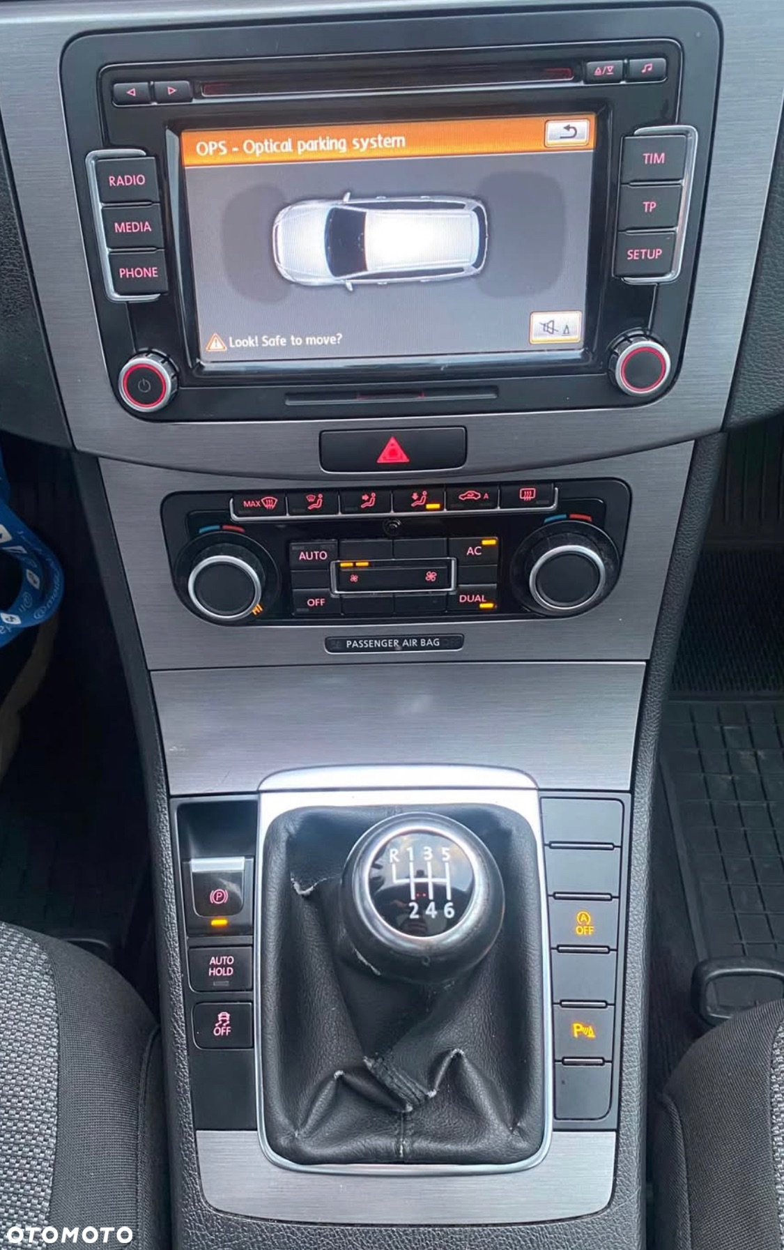 Volkswagen Passat Variant 1.6 TDI (BlueMotion Technology) Comfortline - 19