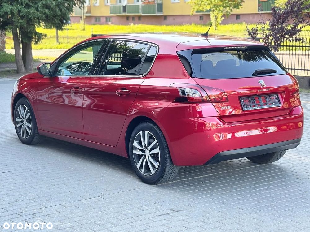 Peugeot 308 1.2 PureTech GPF Allure S&S - 6